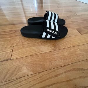 Adidas Kid’s  Black White Slide Sandal Foam Size 1Y